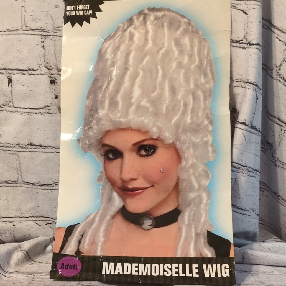 Amscan Mademoiselle Wig - White